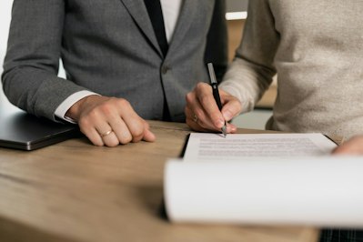 How Early Conversations About Counsel Selection Can Prevent Claims Disputes - Insurance Claims News Article
